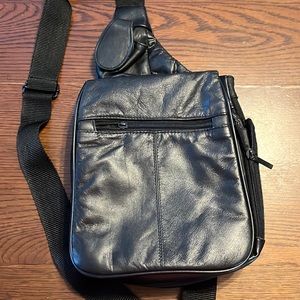 db Design Leather Crossbody Purse Bag